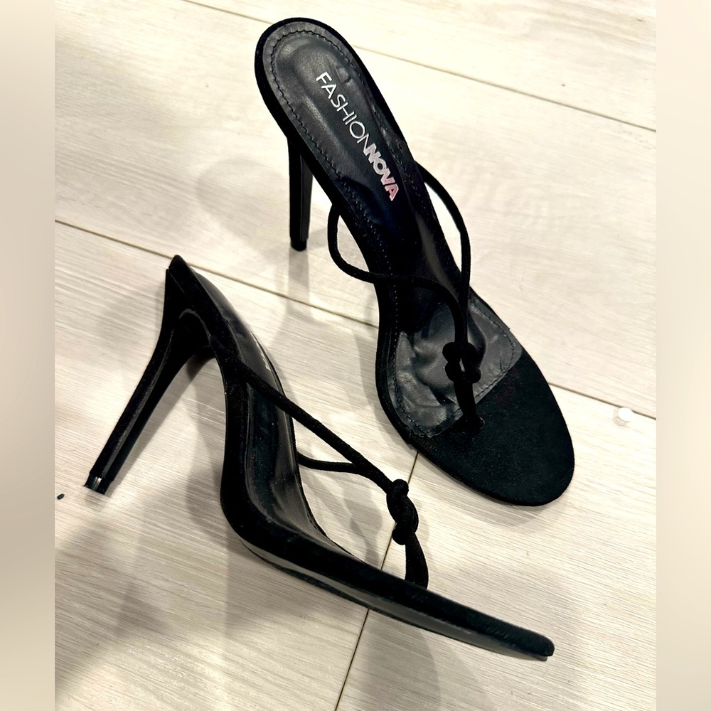 Thong heels new